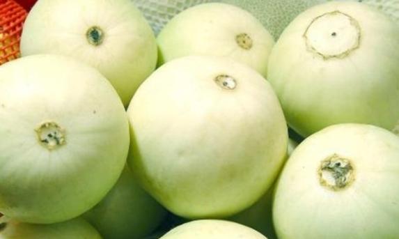 白兰瓜怎么挑选好吃的?挑选技巧和常见问题解答 白兰瓜怎么挑选好吃的?挑选技巧和常见问题解答