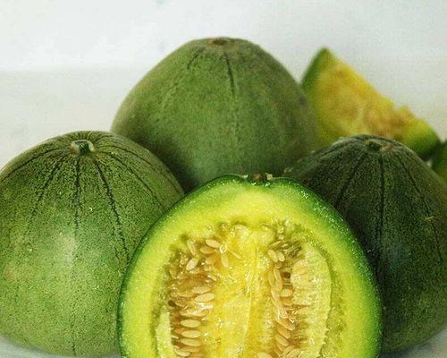 绿宝甜瓜什么时候成熟上市？如何挑选最新鲜的绿宝甜瓜？