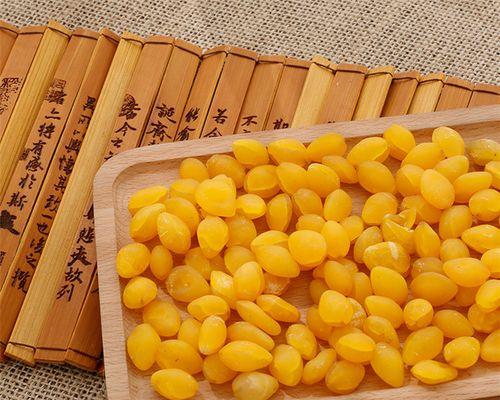 杏仁什么时候成熟？不同品种的成熟季节有何差异？