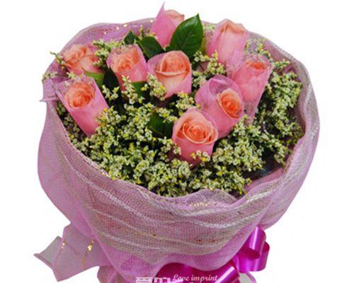 玫瑰花的象征意义及文化传承(揭秘玫瑰花的深层寓意和历史渊源)