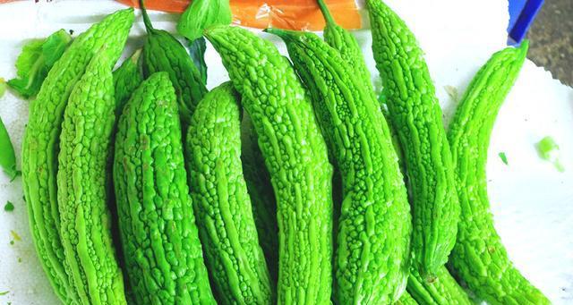 挑选苦瓜不苦的秘诀是什么？如何确保苦瓜好吃？