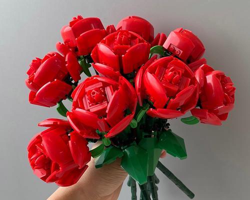 用100朵玫瑰代表意思（情感的花语和内涵）