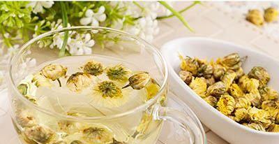 柠檬对身体是上火还是降火？每天应该吃多少柠檬才健康？