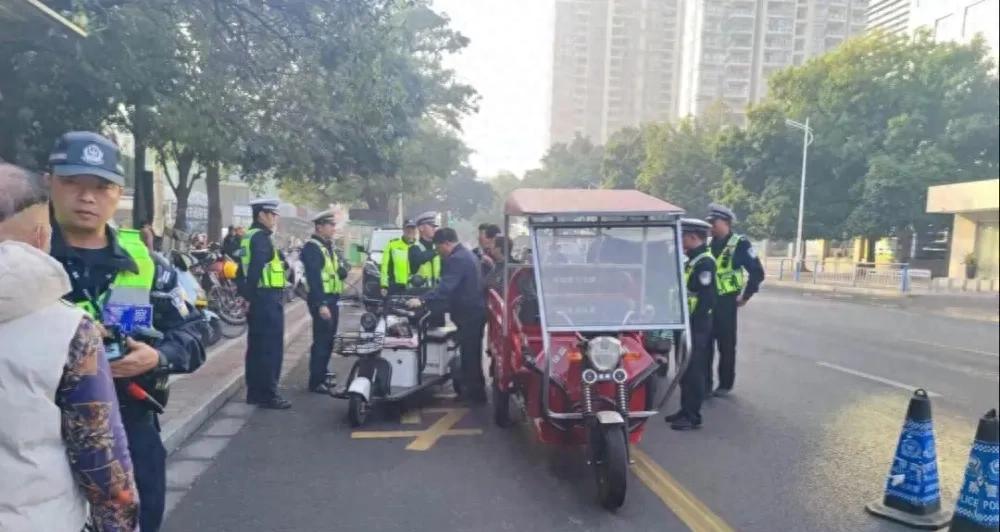 3月1日起，电动车、三轮、四轮车“3罚3禁2淘汰”，最高罚款5000