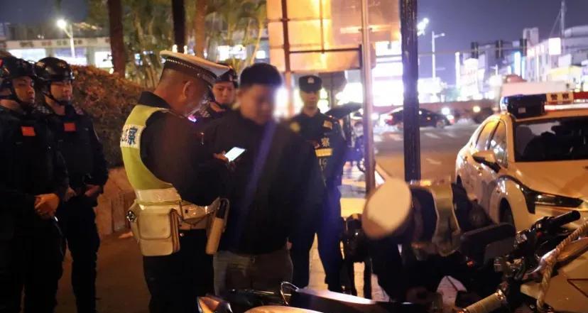 3月1日起，电动车、三轮、四轮车“3罚3禁2淘汰”，最高罚款5000