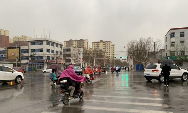 寒潮“深踩油门”！三天雨雪风雾齐上阵，局地降温超12℃