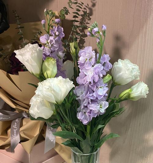 洋桔梗花语之意义及传统文化（探索洋桔梗花的象征与文化内涵）