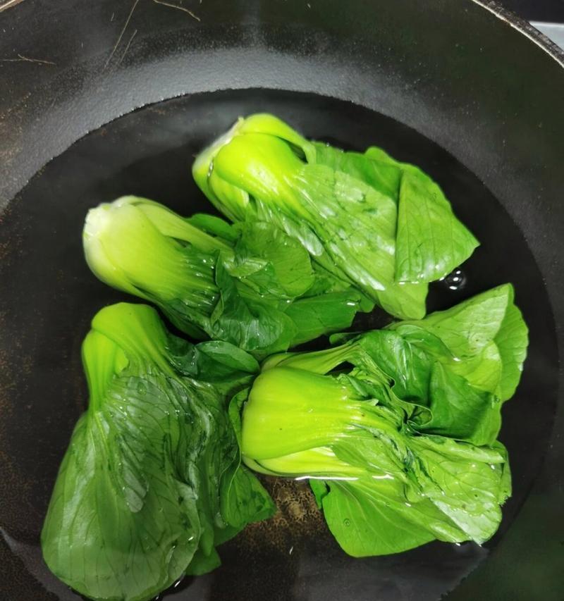 如何洗青菜才能保证干净卫生（掌握清洗青菜的正确方法）
