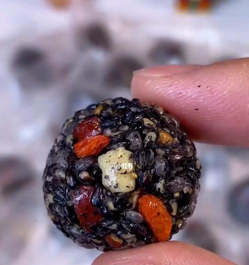 黑芝麻到底有多高的含糖量(黑芝麻的营养价值与糖分探究) 黑芝麻到底有多高的含糖量(黑芝麻的营养价值与糖分探究)