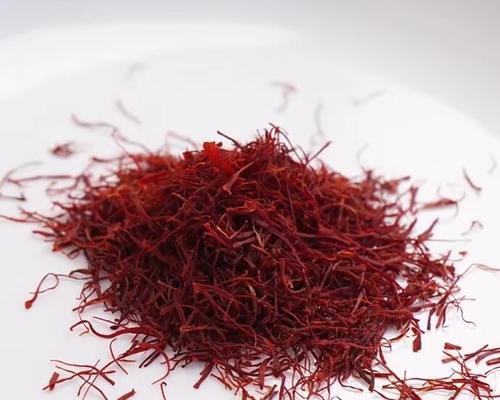 藏红花栽种与管理全指南（时机、技巧、注意事项）